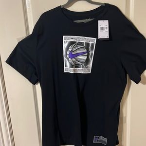 Nike T-shirt NWT XXL-tall